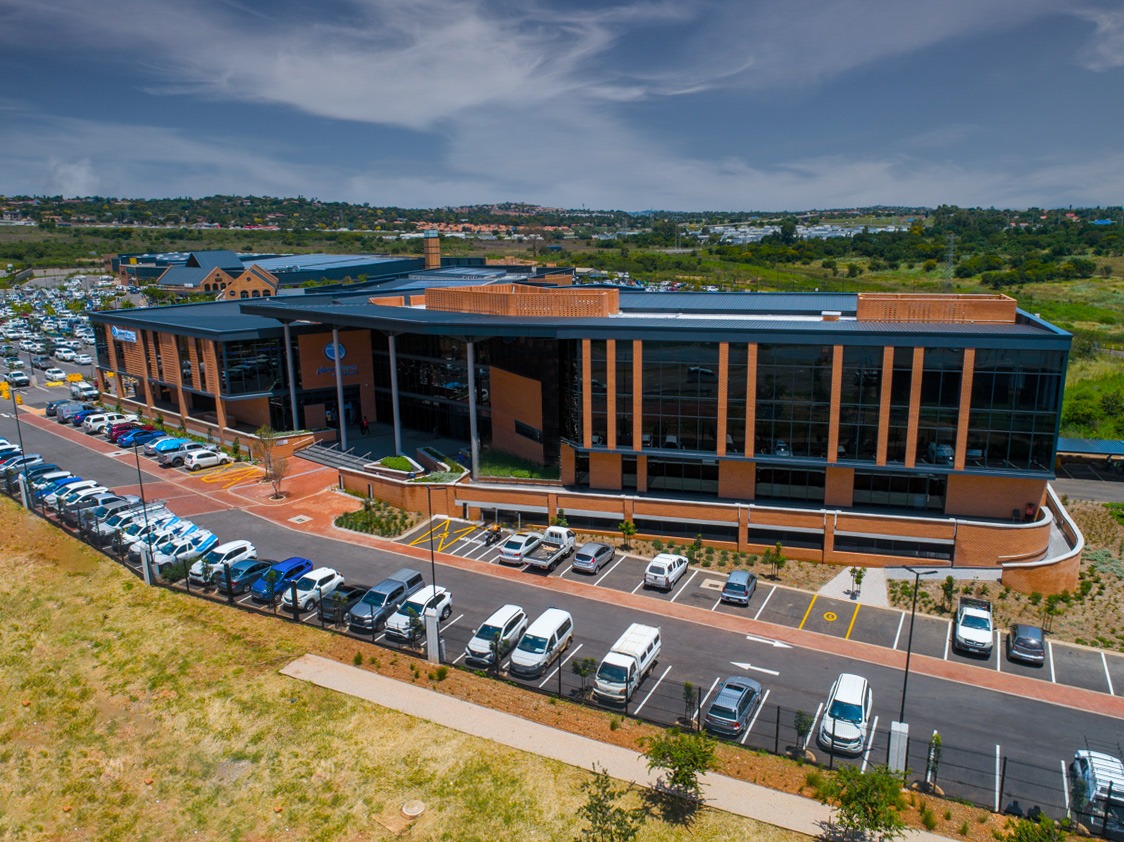WriteCatchwords's tweet photo. Leading South African property developer and investor Atterbury has completed the development of a fully-let 6,000sqm premium-grade office and gym in Pretoria’s Castle Gate precinct https://t.co/5pQdPQu60L @AtterburyProp #Office #premiumgrade #CastleGate #Pretoria https://t.co/rcoS55xGcp
