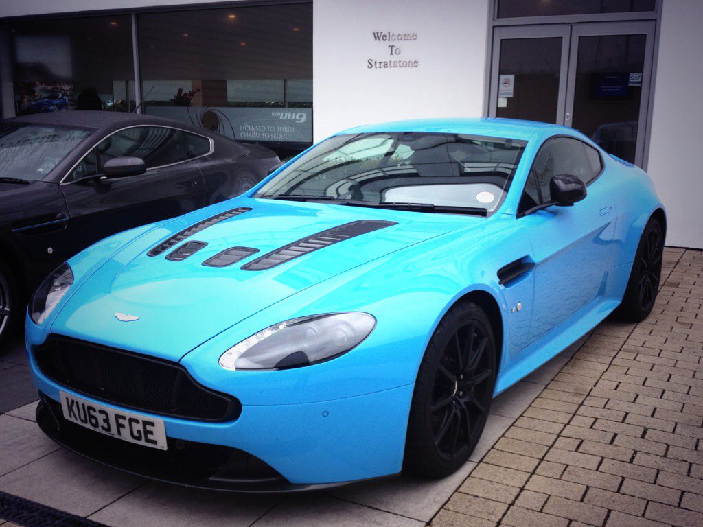 Dunkie5150's tweet photo. @IanSlaterPhoto1 @astonmartin Nearly 9 years earlier… #WhereDidThatGo? https://t.co/cbjlF75gyW