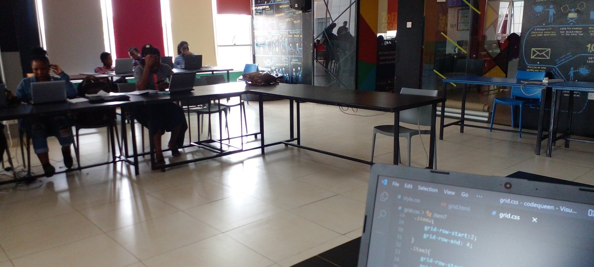 lizprossy's tweet photo. So today I and my #codequeens have done flexbox and grid layout we are encouraging paired programming for this particular CSS segment as you know layout can be a pain for the new beginner. #100DaysOfCode #womenintech kudos @ETCeducation @armstrongsenior was in locking clap. https://t.co/f0ahj4urPk