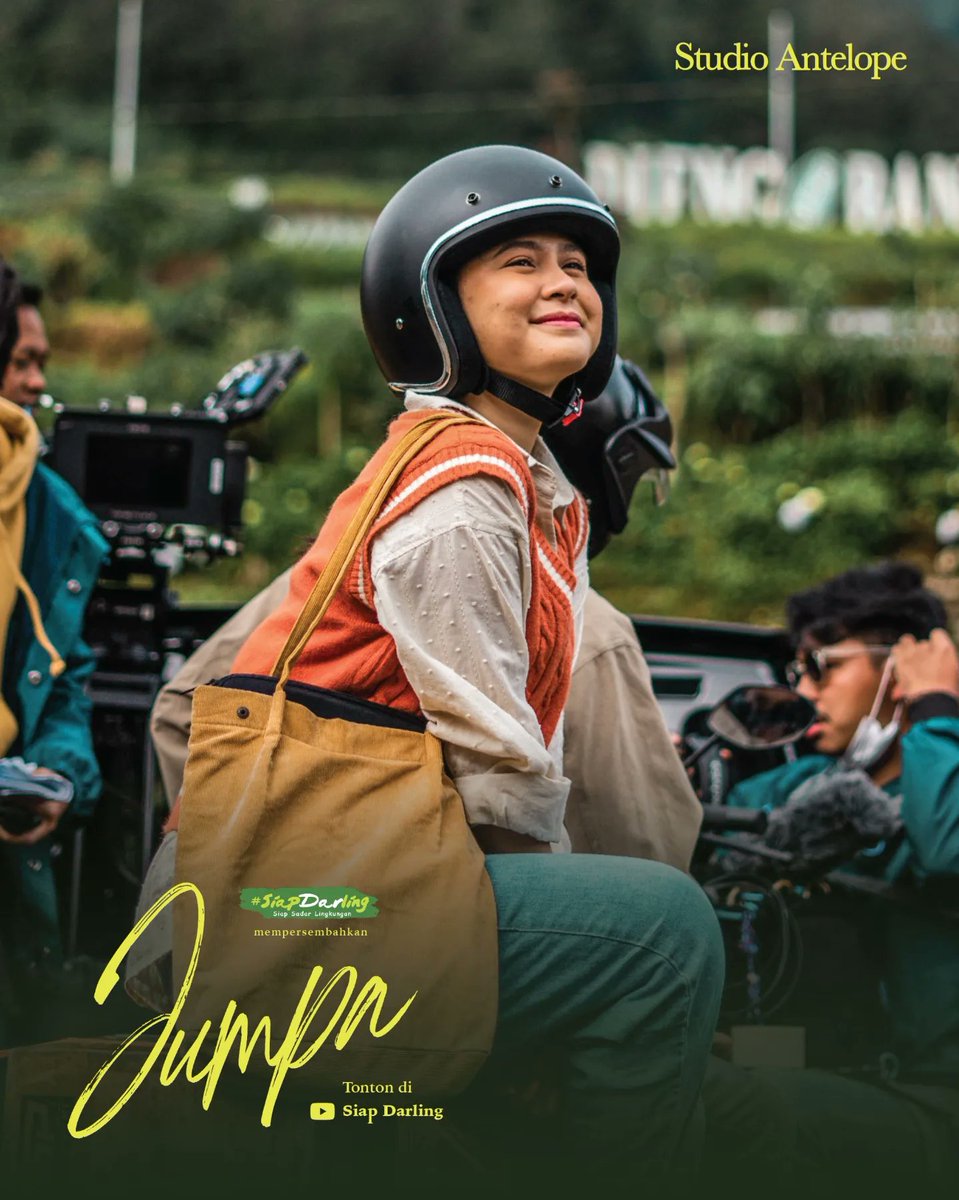 studioantelope's tweet photo. Meskipun dingin banget, tapi syuting di Dieng tetep full senyum karena pemandangan alamnya yang cakep nih.
Jangan lupa nonton web series 'Jumpa' hanya di kanal Youtube Siap Darling!
#JumpaSeries
#CandiDarling
#SiapDarling https://t.co/mnxqslgrYf