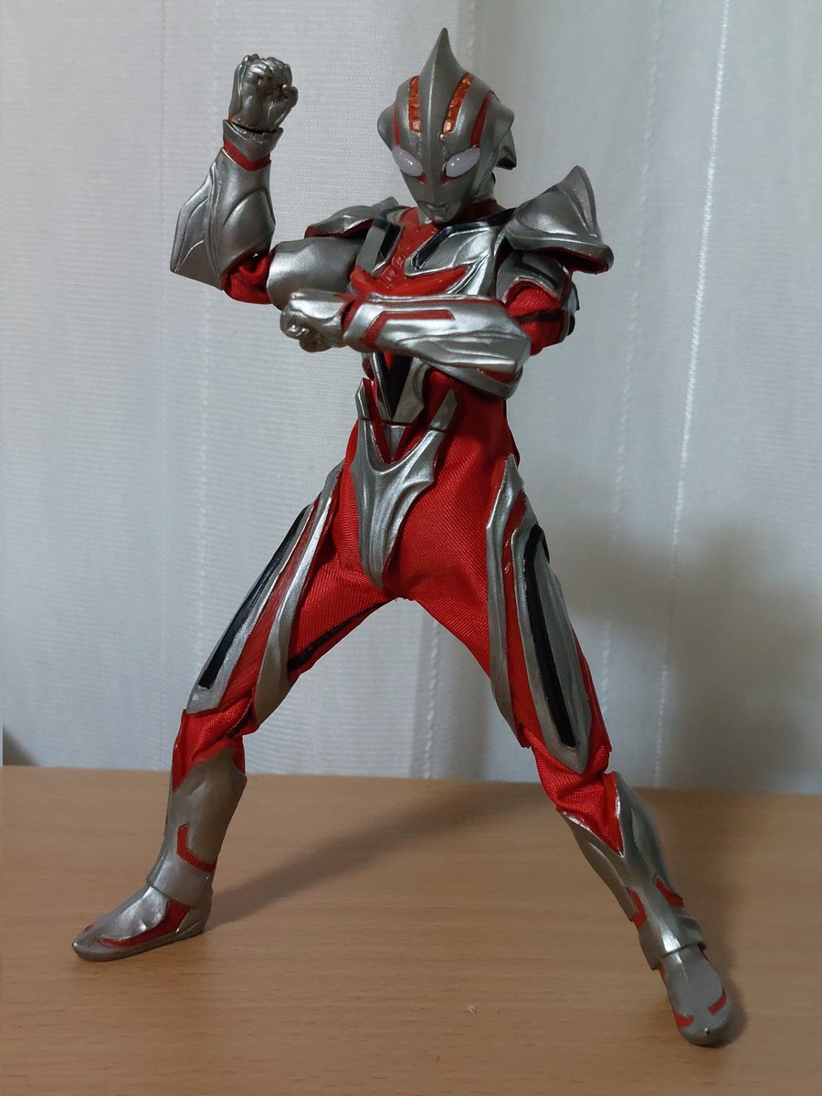 ソフビ改造、ウルトラマン・ザ・ネクスト ジュネッス完成しました