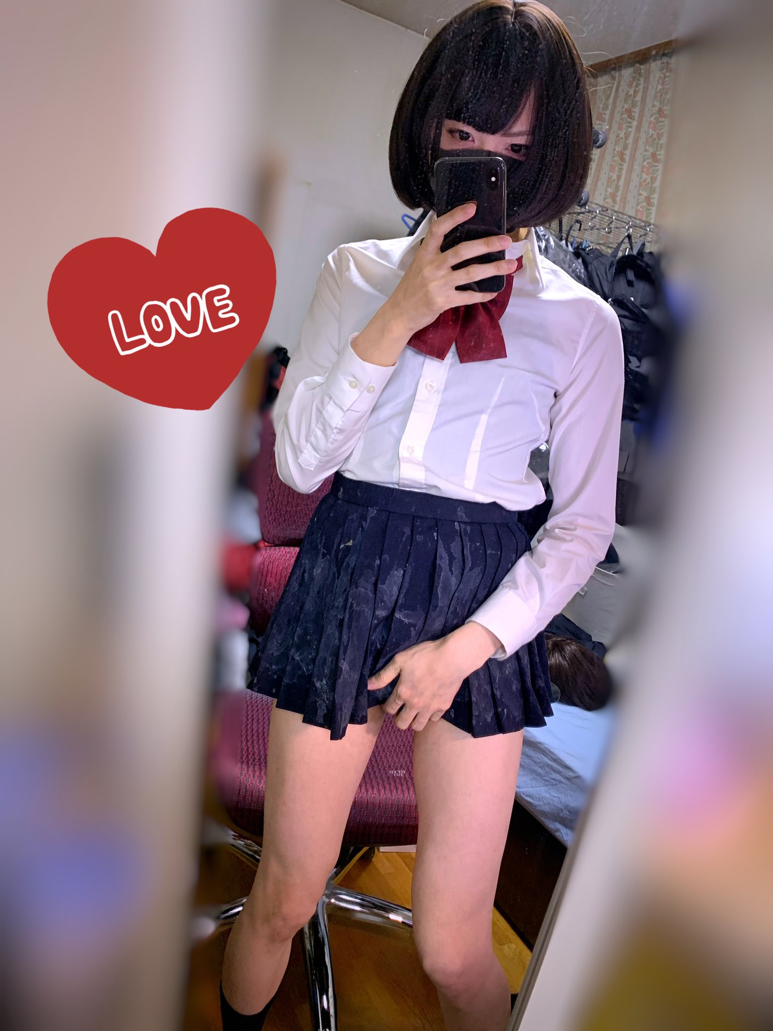 プリーツスカートに射精 