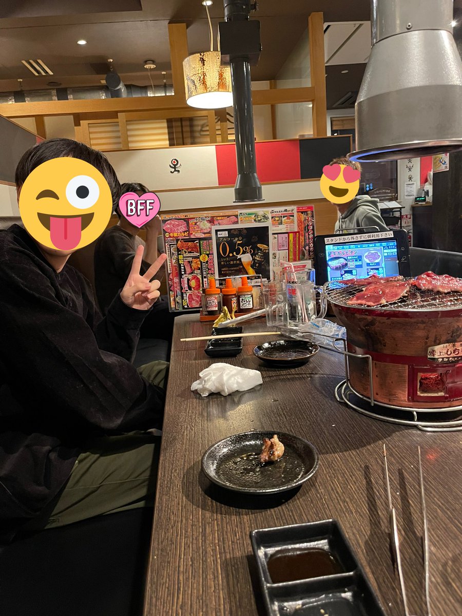abyssdayo's tweet photo. ガチで楽しかった！
次はカルマさん連れてUSJ行きたい😚
@monkey040317 
@tin221speedy 
@Sulme_x3x_ 
@kyabetsu_uu https://t.co/vTXqLpgVbh