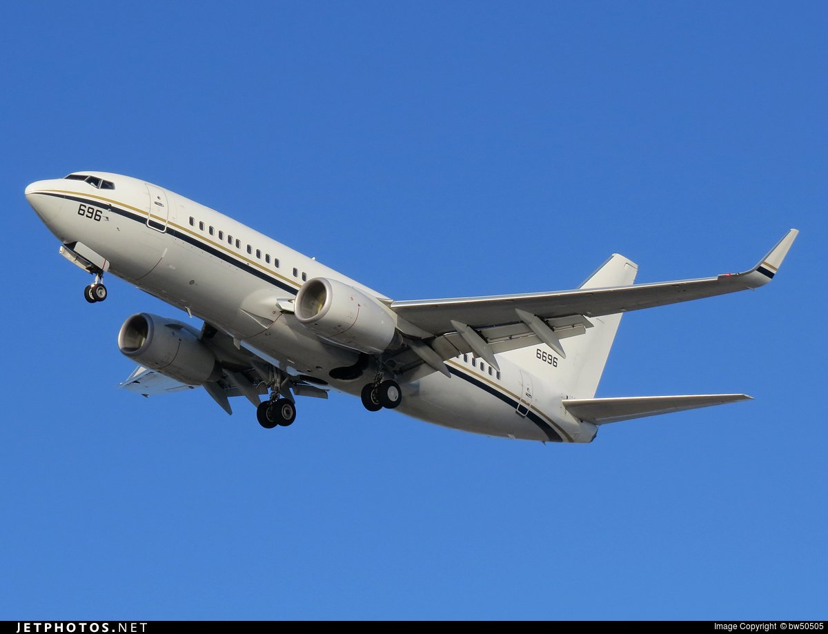 MilRadar's tweet photo. 🇺🇸 #USNavy C-40A Clipper 166696 del #VR69 de nuevo por #Rota procedente de #Sigonella #Italia
📷 bw50505 https://t.co/NOOMPcF0jg