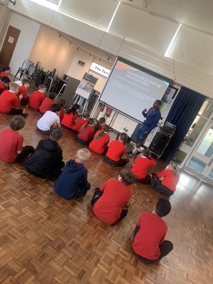 MapleCrossJMI's tweet photo. Our CSE Science workshops have begun where children have been exploring functions of the heart, circulatory systems and the impact of diet and exercise https://t.co/ZpmhAHl84v