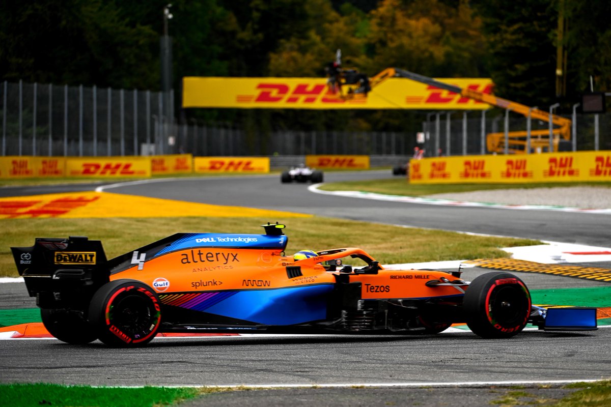 LukeMinors's tweet photo. #DriveToSurvive is back on! Managed to binge 3 episodes on Saturday. Alteryx fans...stay tuned for a Community contest around the show next week. #McLarenAlteryx https://t.co/yulyKvT1CJ