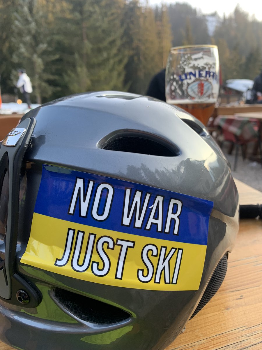 Jacobs_Pascal's tweet photo. #nowarjustski https://t.co/QPISt24ayv