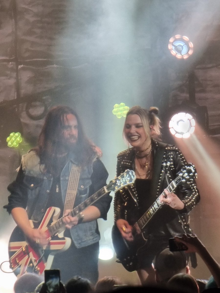 Maximo_Mark_I's tweet photo. Considering we were as far back as you can get at the venue, some of my pics of @Halestorm did not come out too bad!! Slowly recovering now #Halestorm #London #13March #Rockshow https://t.co/oZyFFlx1x0