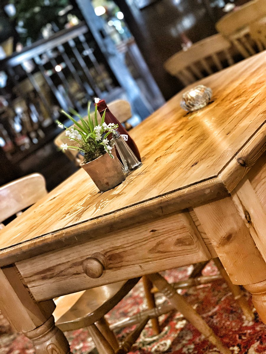 Owd Nell's Tavern (@owdnellstavern) on Twitter photo A massive ‘Thank-You’ for our NEW table ‘5’ # <a href="/AndrewWillacy/">Andrew Willacy</a> #canalside #nellsfamily ❤️💪🏼🦆 A massive ‘Thank-You’ for our NEW table ‘5’ # <a href="/AndrewWillacy/">Andrew Willacy</a> #canalside #nellsfamily ❤️💪🏼🦆