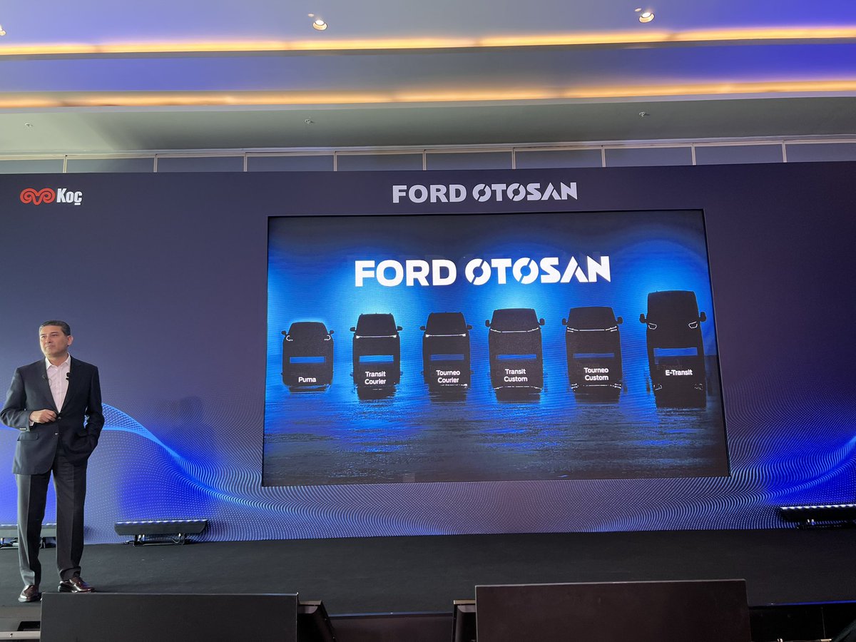 CarsNewsTV's tweet photo. Ayrıca Ford’un Avrupa’da sattığı dokuz modelden altısı artık @fordotosan üretimi oluyor…
e-Transit ile ilk #BEV #LCV üretimine başlamak üzere olan @fordturkiye 
Togg’un ardından da ikinci Türk tam elektrikli binek otomobil üreticisi olacak… 
Fabrika buralarda olmasa bile… :-) https://t.co/Zo0Aa0YvJB