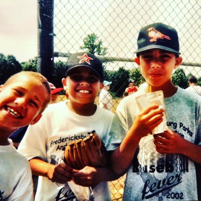 cozymoD's tweet photo. Bruvs #circa99 #FredericksburgOrioles https://t.co/OTFswXjvor