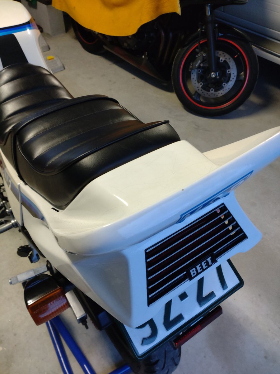 最大51%OFFクーポンCbr400f BEETテールステー 社外テール ビート CBR