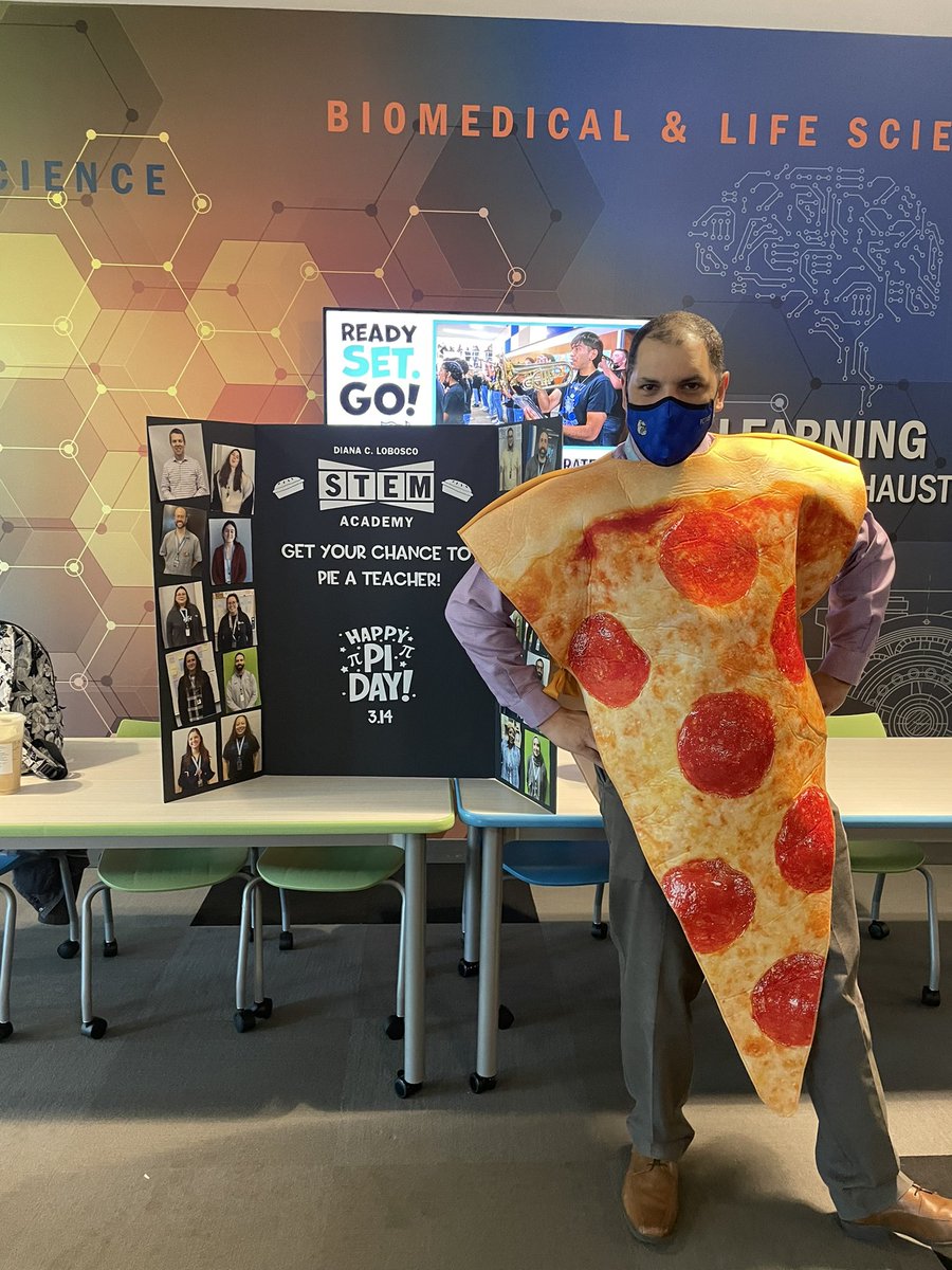 ellengianakis's tweet photo. Happy Pi Day @DcLstem! Get your chance to pie @Arc_of_Progress before it’s too late! Stop by the main lobby to get your raffle tickets 🎟🎉💕 #piday #dclstem https://t.co/C3K5sMvJqj