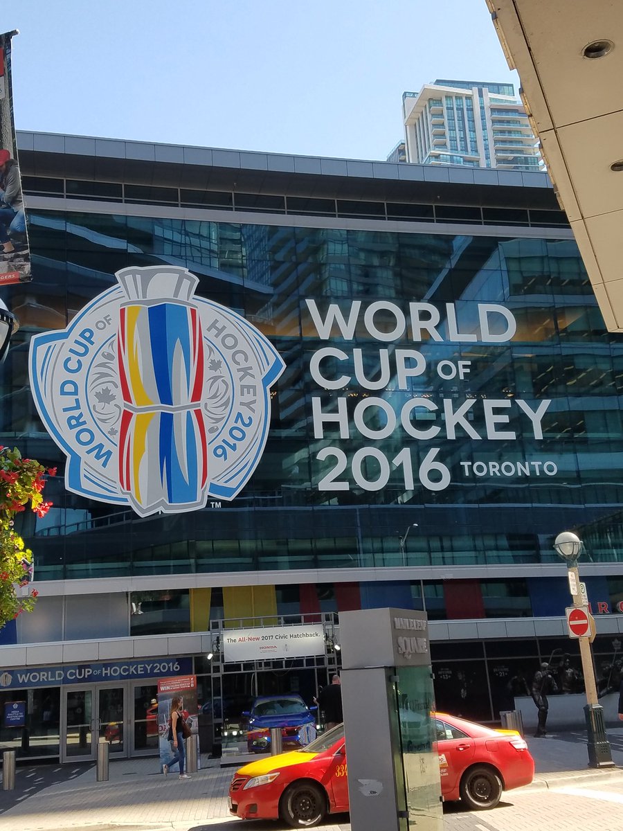 LateNachance's tweet photo. @Buccigross I was at this game in Toronto... unbelievable scene https://t.co/BFNxrx7quW