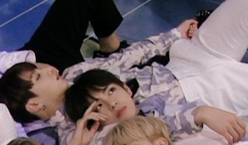 taestheticgukie's tweet photo. jungkook looks so peaceful with taehyung in his arms 🥺🥺 https://t.co/25TY1UOSvr