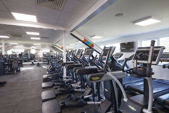 ksports_1's tweet photo. Work out, relax and re-fuel at K Sports Cobdown.

Our multi-sport facility ticks every box ✔️

Especially for those looking for a Technogym facility with tools and support to get the most out of a gym session 💪

👉 https://t.co/7Hr42CODVC

#CreatingOpportunity https://t.co/7inuwohNVT