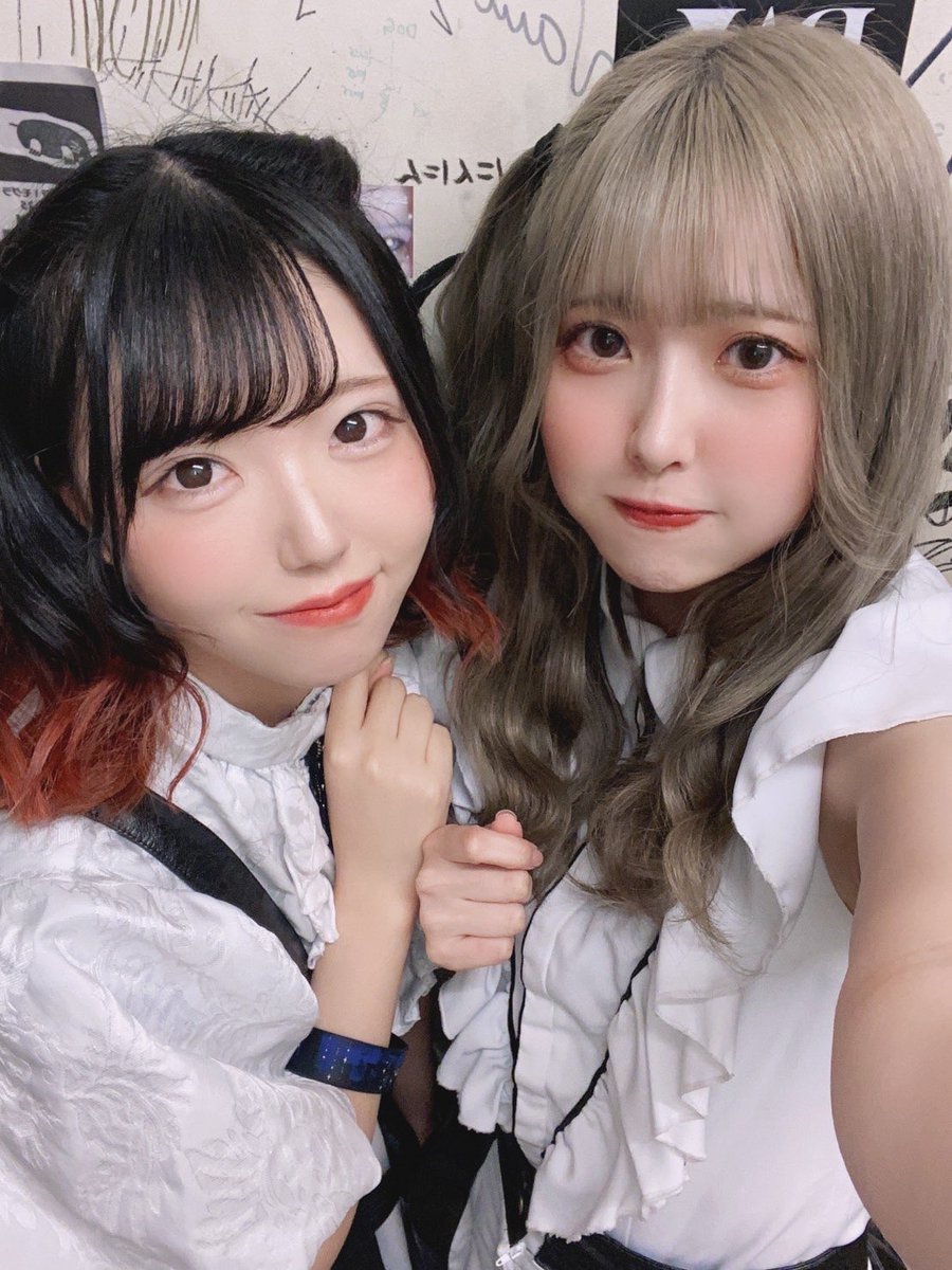 ウイちゃん本当におつかれさま🐩🐩
1年間ずっと一緒に活動してくれて
ありがとう( 　'꒳' )ノ)`꒳' )"だいすき