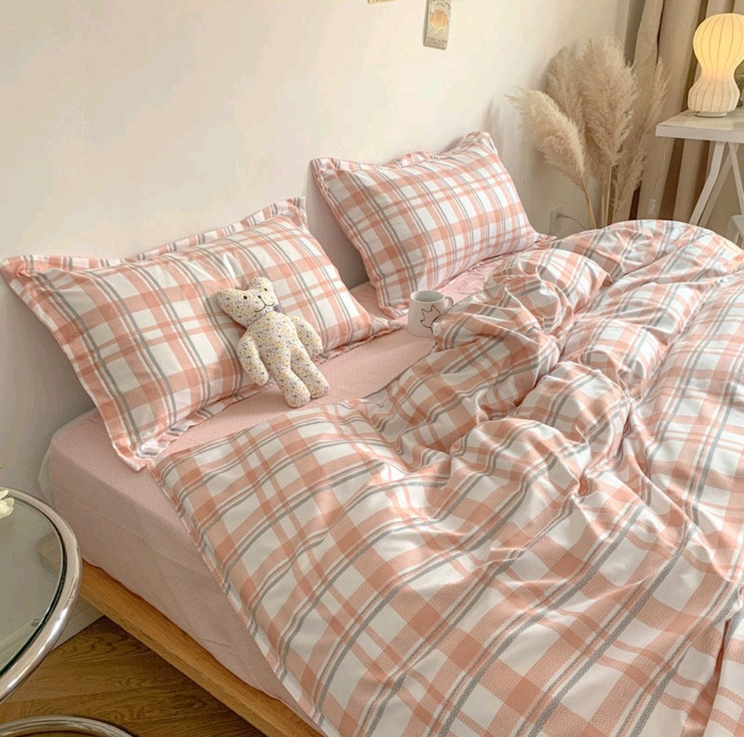zalyazahari's tweet photo. Bedsheet aesthetic petak2 macam2 colour ada dekat sini.. One set sekali Quilt cover

https://t.co/HAquCk5lLF https://t.co/bbQaesmyet