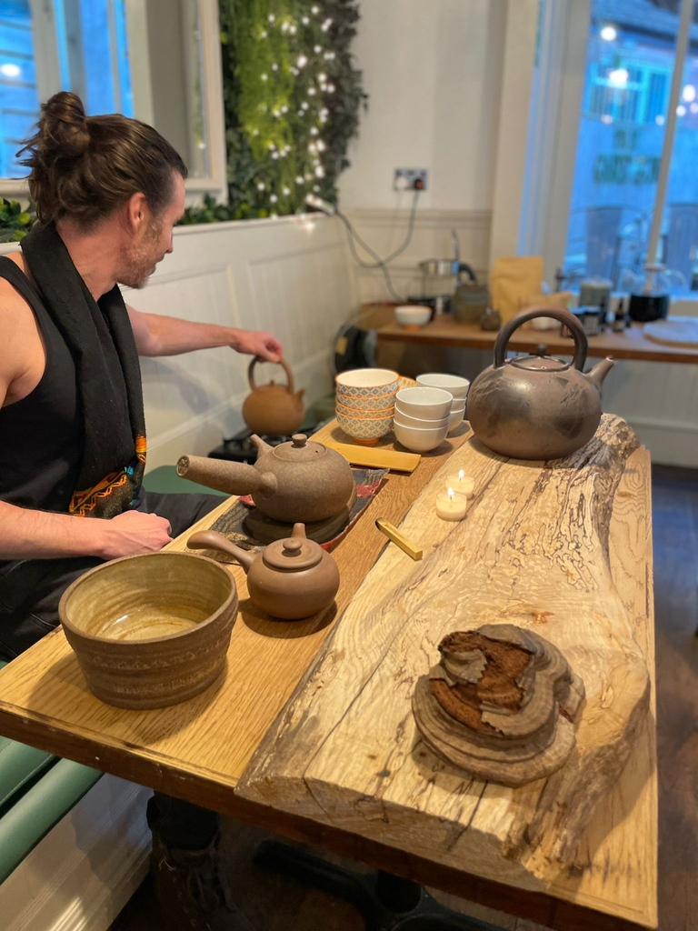 Join us on tomorrow at CocoCaravan HQ in Stroud from 6 till 9 for a live Tea and Chocolate talk. 

#tea #chocolate

more info &amp; bookings:

enrichdsuperfoods.com/collections/ev…