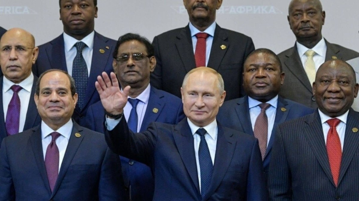 BeninReview's tweet photo. L'EDITO DE VIRGILE | Le Bénin de notre culture

🛑 Conflit Russie - Ukraine : La Russie a t-elle des alliés en Afrique ?

A lire ici : https://t.co/MhEXiYuBQT

Retrouvez l'édito ainsi que résumé de l'actualité de la semaine du 13/03/2022 sur https://t.co/zuhLXfjmzG

 #infosbenin https://t.co/6NCbmGQyqM