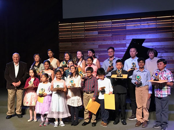 PianoStudioBA's tweet photo. Our lessons are designed for students from 4 years old to adults!
Visit https://t.co/n1OE6mM9ss for more details.
#music #musicians #musiciansofinstagram #piano #pianolessons #musiclessonsforadults #musiclessonsdonedifferent #musiclessonsforallages #musiclessonsonline https://t.co/4zLG4FSPIM