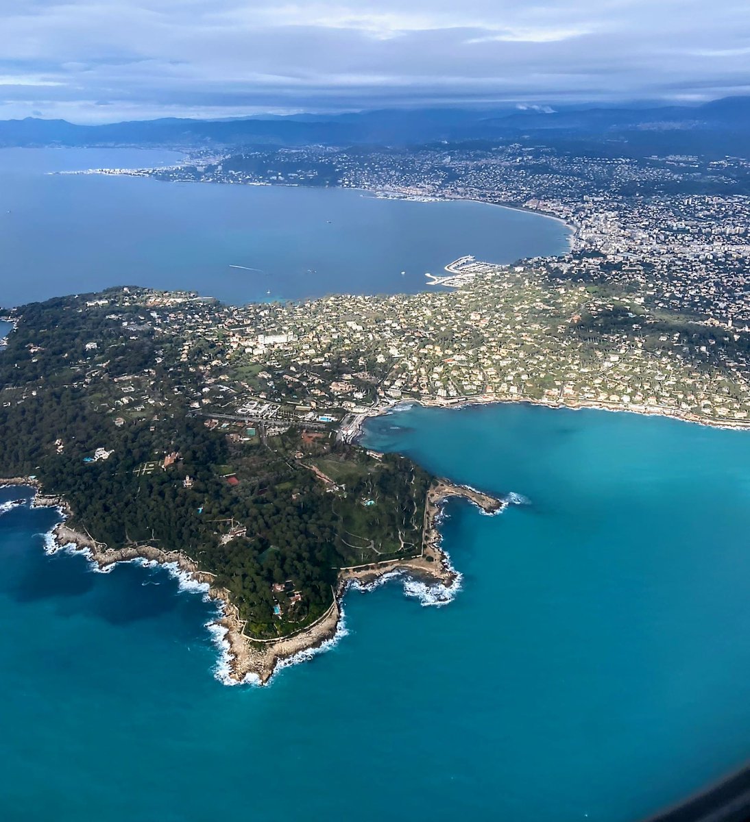 FUTUREDesigns tweet media