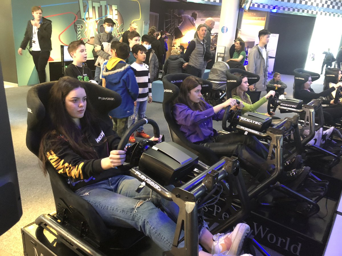 RHB_Boarding's tweet photo. The Boarders enjoyed a few games of Bingo on Saturday evening in Blake with Mrs C calling the balls, and then followed that up with a trip to @MBWorldUK on Sunday. Both were great fun, although got quite competitive at points!! #inspiredboarding https://t.co/IbsA7oQklW