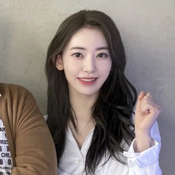 flrtshyewon's tweet photo. iiyak aq cge https://t.co/Qf9PdZrqwr