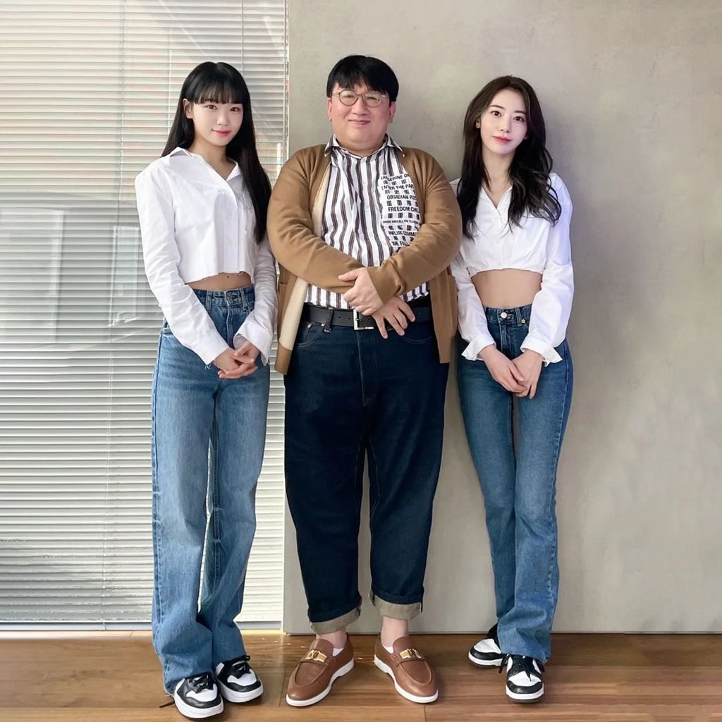 KMayaKwangbae's tweet photo. ฝากลูกสาวผมด้วยครับ https://t.co/D18XDTL6Ox