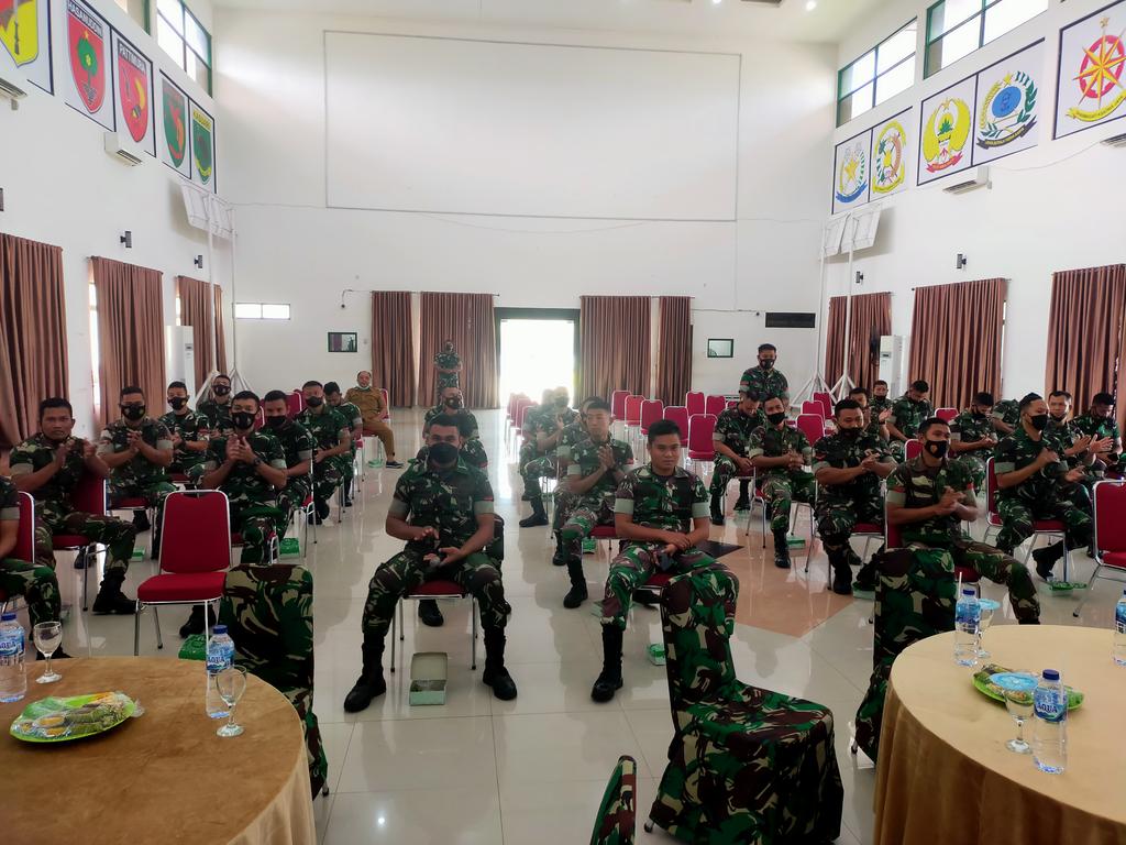 YahyaRonal's tweet photo. Pendampingan Pelaksanaan RAT ke-III TB 2021 Koperasi Produsen Kartika Barakati Jaya, Korem 133 Nani Wartabone.
@KemenkopUKM
@PENYULUH_COOP
#kemenkopukm
#depcoop
#penyuluhkoperasi
#koperasiIndonesia
#ppklkemenkopukm
#ppklkabgorontalo
#digitalisasikoperasi
#perkoperasiankeren https://t.co/Fj55OnAIz4