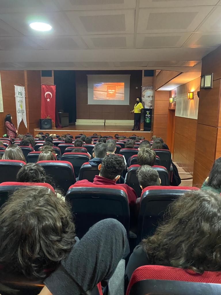 Pi günü etkinliklerimiz kapsamında Türk matematiğine katkı sağlayan değerlerimizi konu alan videoyu öğrencilerimiz ile izledik.
#matematikbirleştirir #doğamızdamatematikvar #matematikheryerde @hilalurhan
<a href="/berivandulger/">Berivan Dülger</a>
@ArifeKaraman6 <a href="/kursatkayalak/">Kürşat Sadık KAYALAK</a>