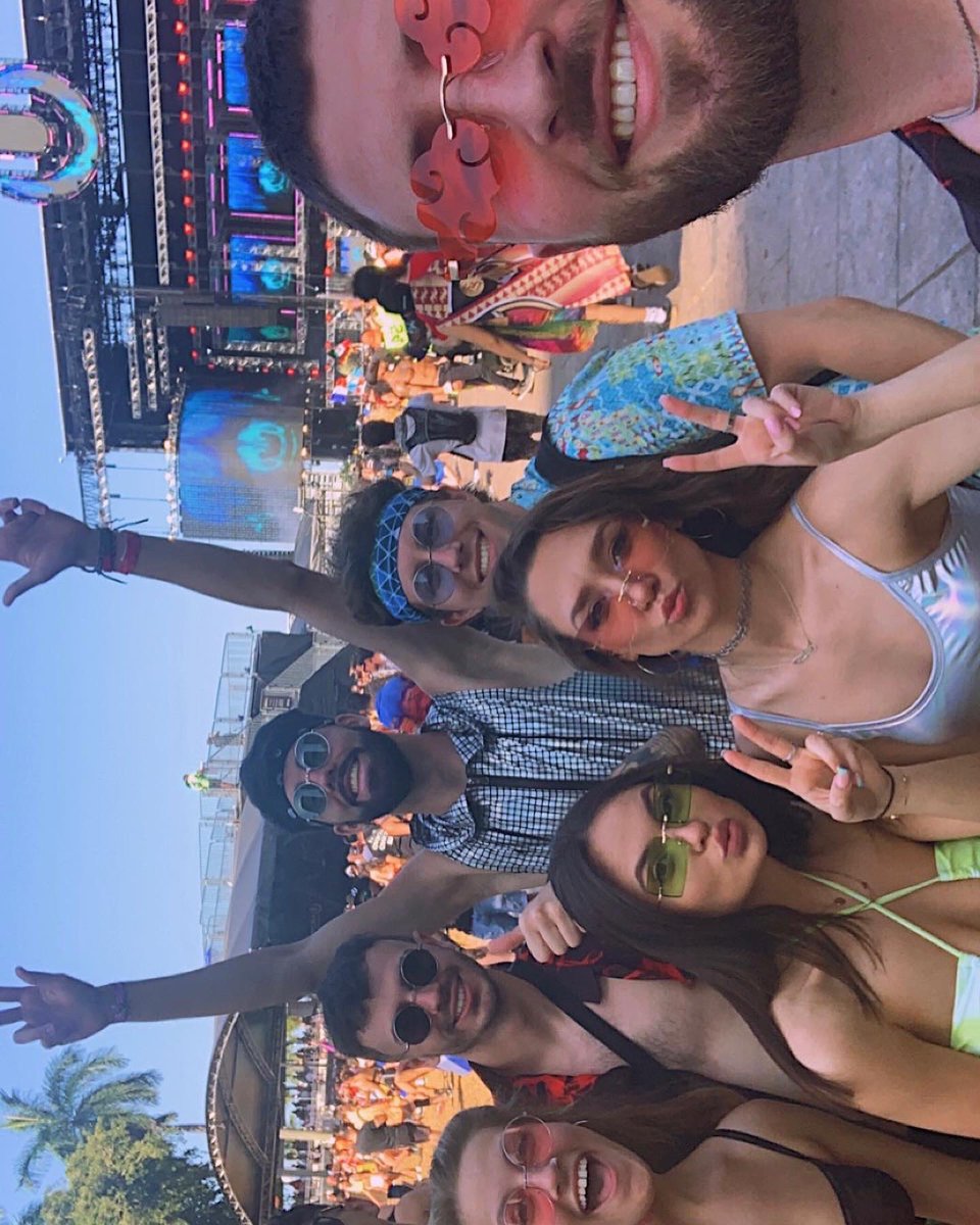 MetaGrayson's tweet photo. Ultra Miami, you were unreal. 🤩 @callyd97 @phoebejdavidson https://t.co/L1ARXoD4rB