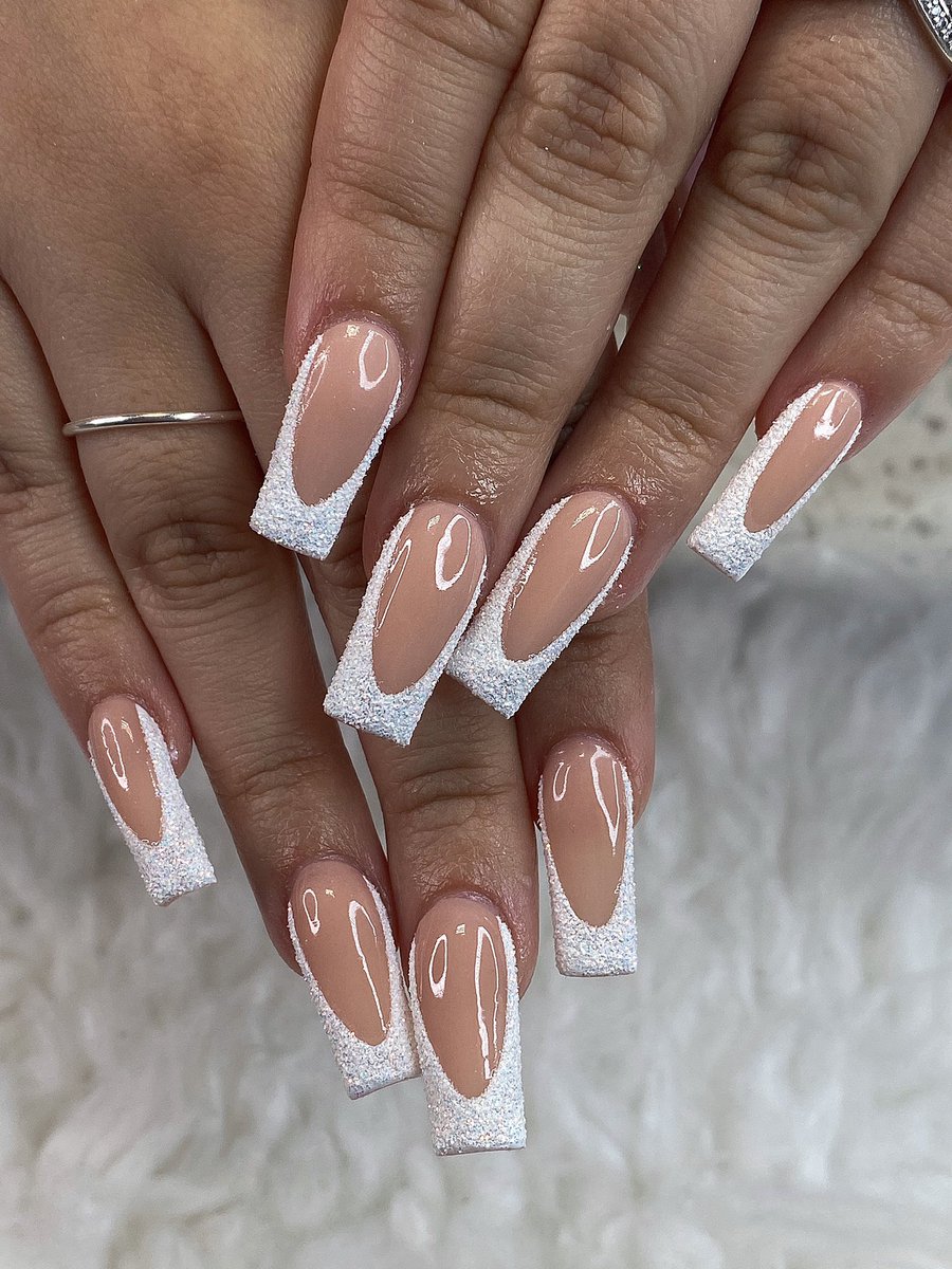 sxrenaaax's tweet photo. April Bookings available 🤍
ig : @NAILEDBYSXRENAA 
🫶🏼 https://t.co/2Vy0QIsXu0