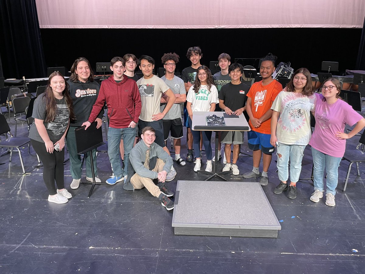 KennedaleBand's tweet photo. Great job tonight by the wind ensemble on our last Monday night rehearsal of the year! #UILweek
Way to go seniors 2022!!! https://t.co/MoiYbYIIFm