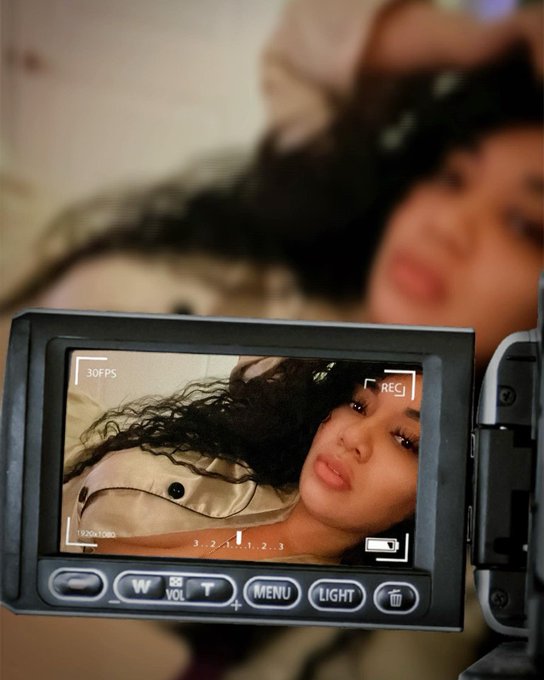 Picture in Picture, so you won&rsquo;t  miss the view 📸😉 https://t.co/jh91pCMFYg