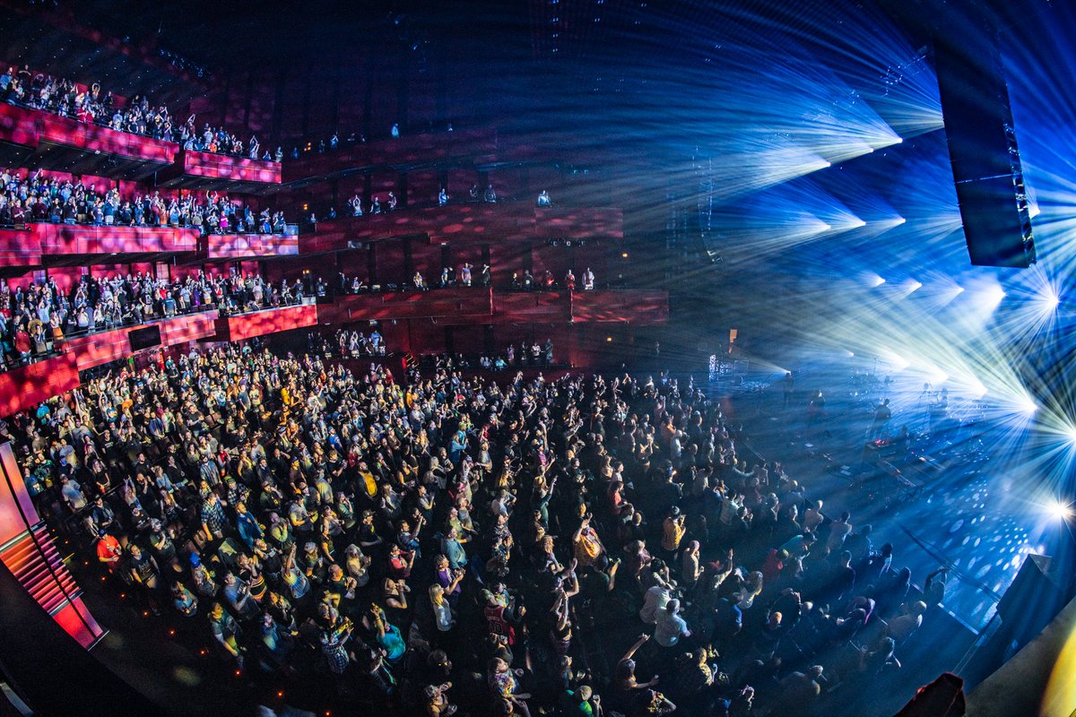 🎵 1348 &gt; Haj &gt; 1348
📍 <a href="/HarpaReykjavik/">Harpa Reykjavik</a>, Iceland 
🎥 youtu.be/5h9suqAMEc8
🇮🇸 #Röckjavik