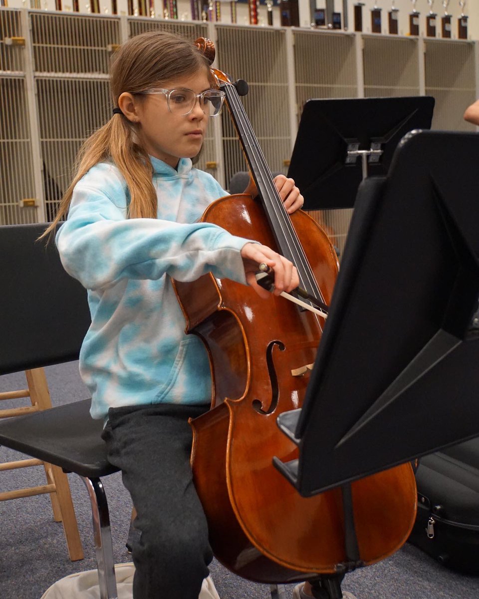 Chisholm Trail MS (@ctms_cougars) on Twitter photo Enjoy a few musical moments from a day at The Trail. Welcome Home, Cougars! ❤️🖤
…
📸 @MarkRRISD
<a href="/rrisdfinearts/">Round Rock ISD Fine Arts</a> <a href="/RoundRockISD/">Round Rock ISD</a> Enjoy a few musical moments from a day at The Trail. Welcome Home, Cougars! ❤️🖤
…
📸 @MarkRRISD
<a href="/rrisdfinearts/">Round Rock ISD Fine Arts</a> <a href="/RoundRockISD/">Round Rock ISD</a>