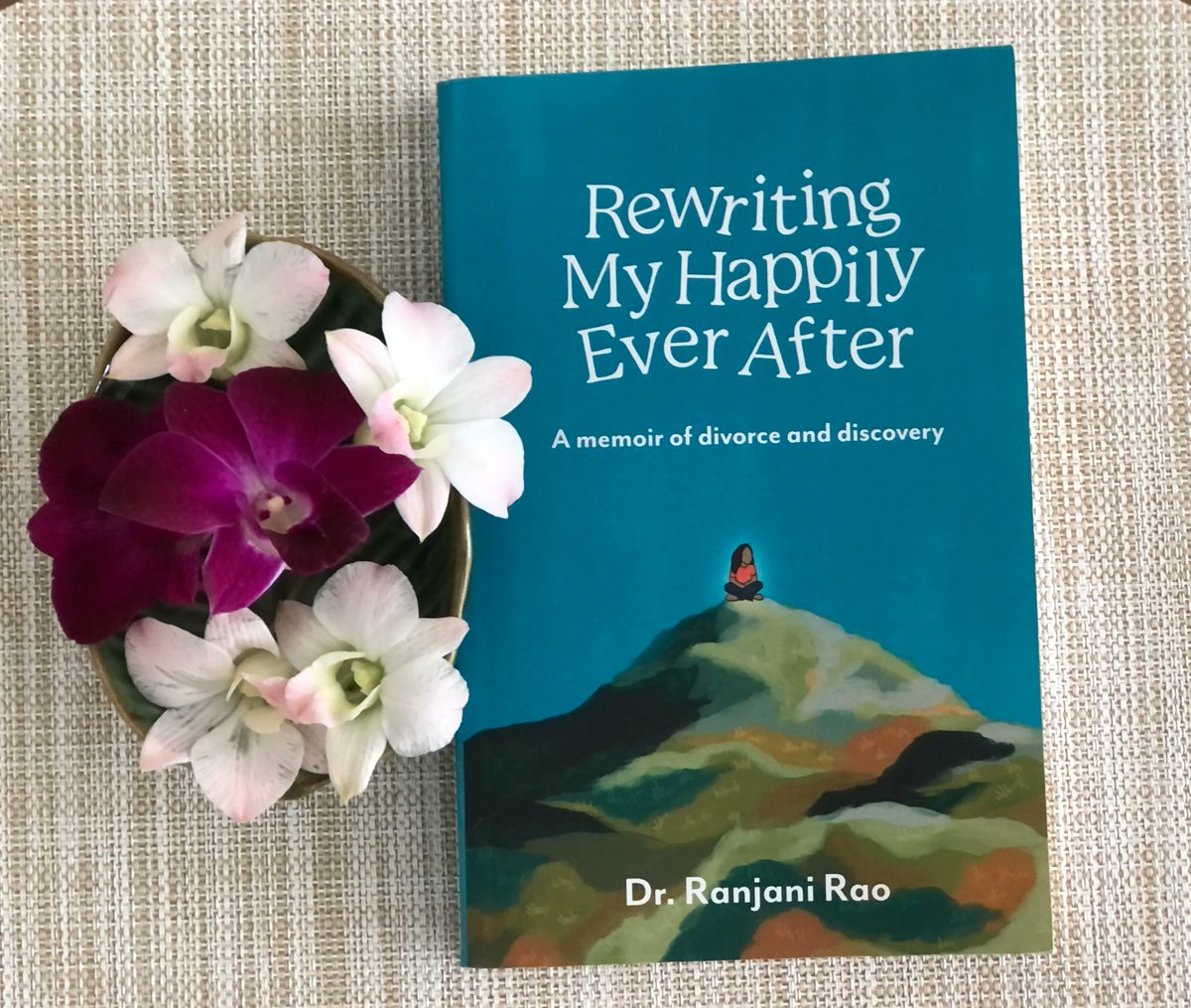 ranjaniwriter (@ranjaniwriter) on Twitter photo Check out an excerpt from #rewritingmyhappilyeverafter - my #memoir about
#lifeafterdivorce Thank you <a href="/thewomaninc/">The Woman Inc</a>
buff.ly/3qJ1Ok2 Check out an excerpt from #rewritingmyhappilyeverafter - my #memoir about
#lifeafterdivorce Thank you <a href="/thewomaninc/">The Woman Inc</a>
buff.ly/3qJ1Ok2