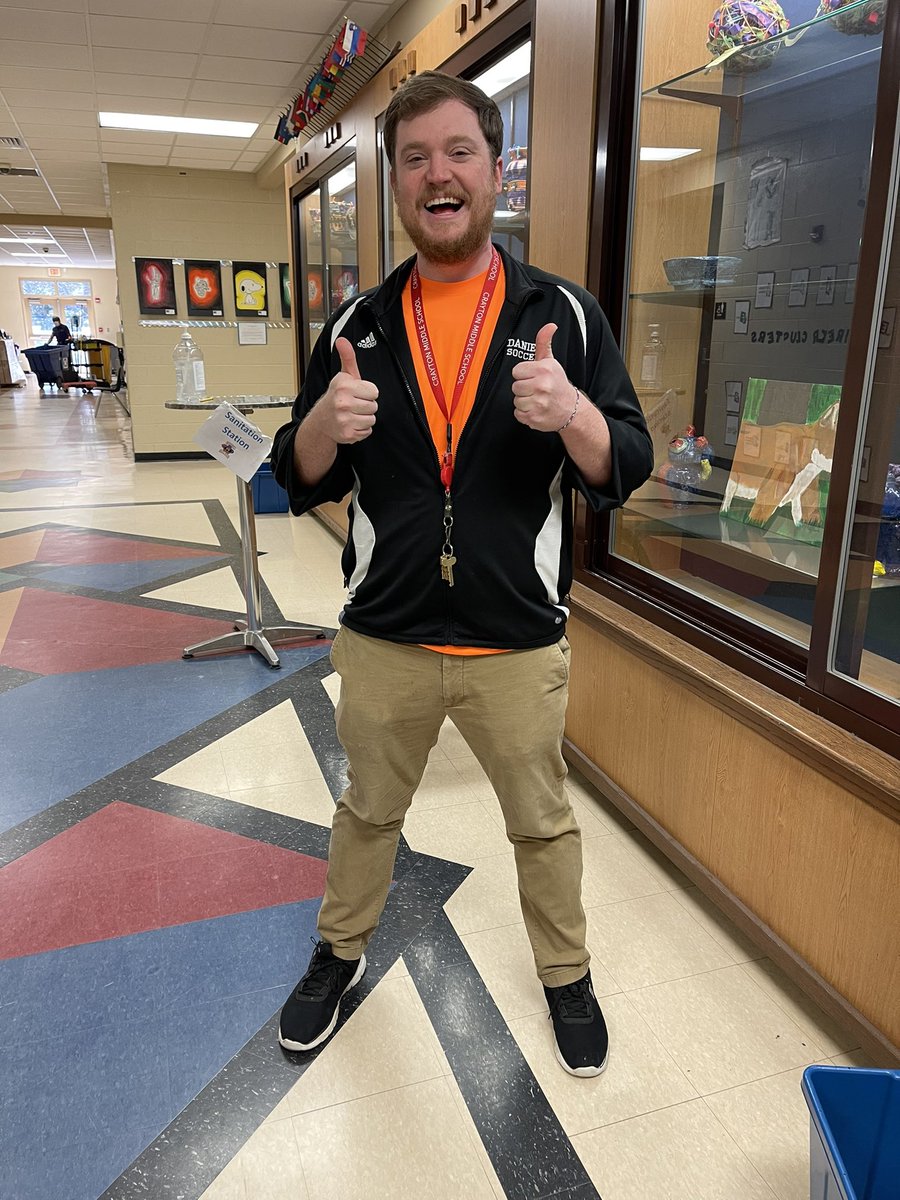 SeeTheAble1's tweet photo. We had such a fun day celebrating our Unified athlete, #Camryn, on Neon/TieDye day!!! #SpiritWeek #SCUnified #R1Unified @CraytonMiddle @CathleenLacey @HarrCenterStage @Rosita1322 https://t.co/OkeeypItSR