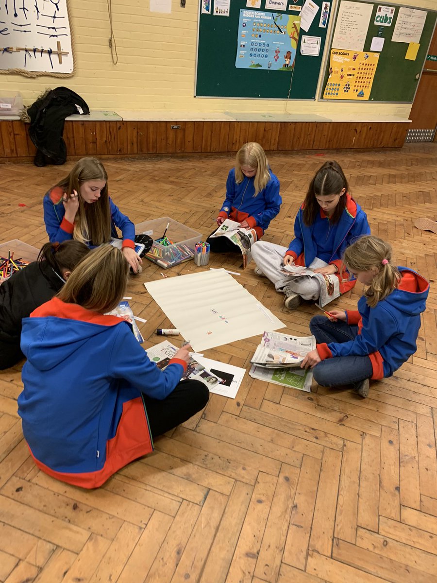 22ndfillongley1's tweet photo. We worked in small groups to make a poster to show each part of the Guide promise, we put the promise posters together and shared as a whole unit why the girls had chosen those pictures and designs before playing some fun games! #guidepromise @GGWarwickshire @GirlguidingMids https://t.co/YwOrhGulrd