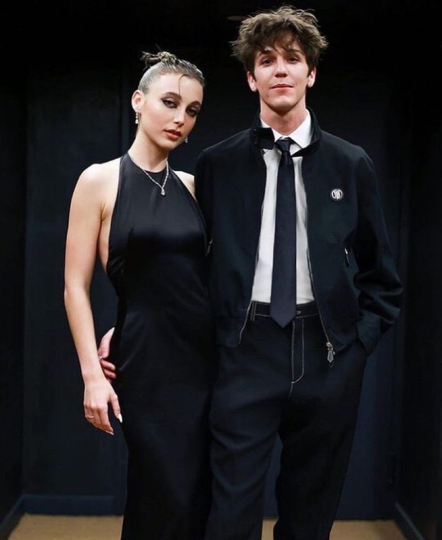 solikecharm's tweet photo. rockstar bf &amp; fashion gf. i want what they have https://t.co/OQBOKi88iJ