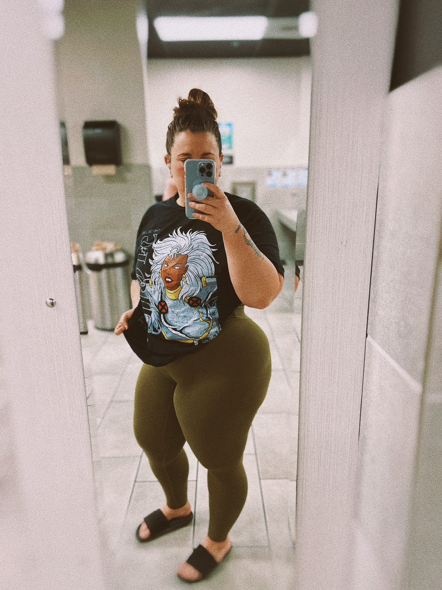 Who Is Alexisnocare? Exploring The Internet Personality - 34dvk7m