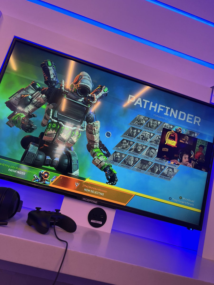 s! (@moneypiant) on Twitter photo <a href="/daltoosh/">OpTic Daltoosh🎒</a> walked into <a href="/AirportGameway/">Gameway: Video Game Lounges</a> at LAX and your stream was playing! 🔥 <a href="/daltoosh/">OpTic Daltoosh🎒</a> walked into <a href="/AirportGameway/">Gameway: Video Game Lounges</a> at LAX and your stream was playing! 🔥
