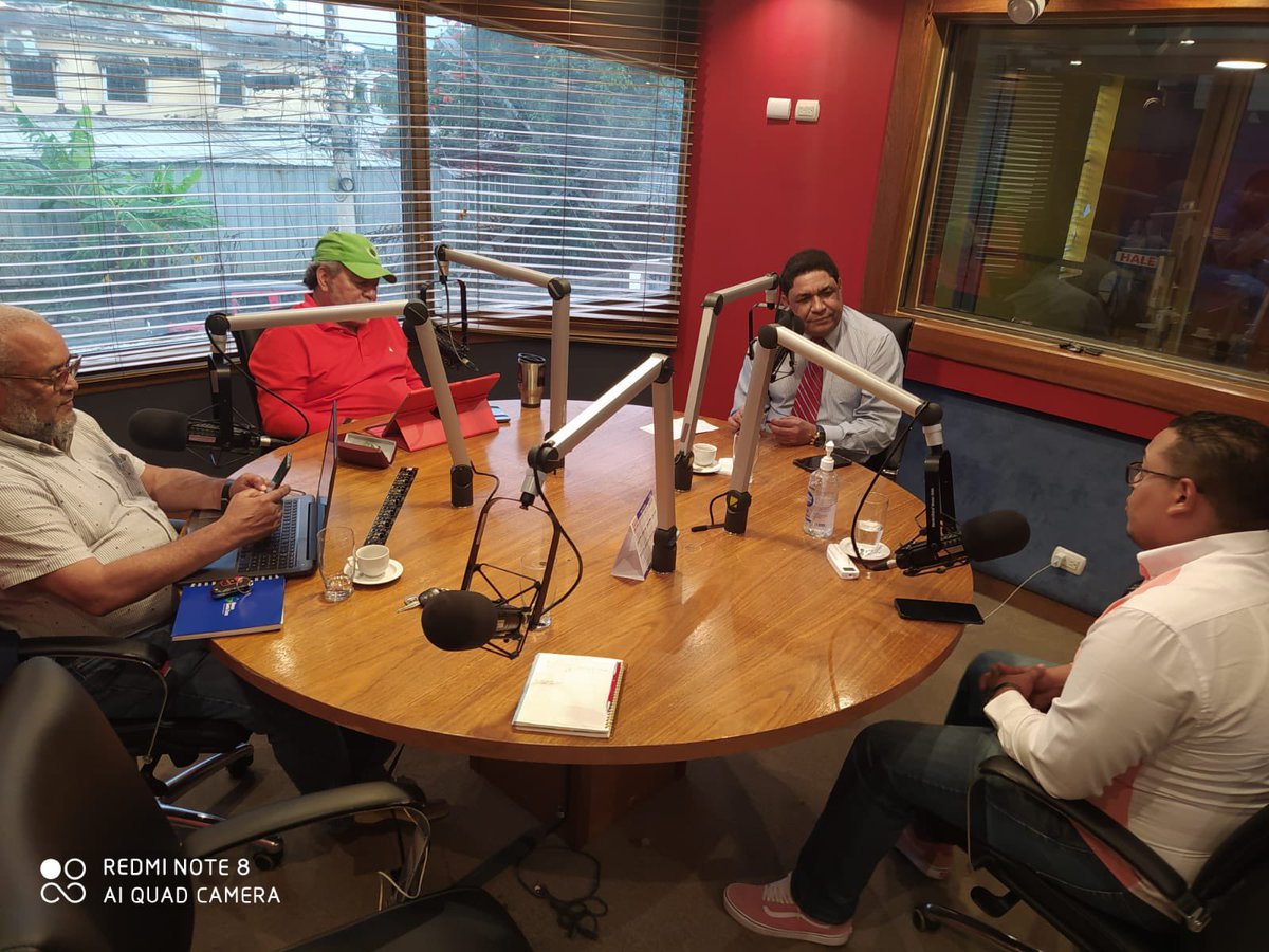 sagrariogomez's tweet photo. Ahora : nos acompaña en @elpatrondesantiago el regidor del @PartidoPRSC en el @AlcaldiadeStgo @maxcastro3 por @LaBakana1059 @RCCMediaRD https://t.co/VFrimmhVY7
