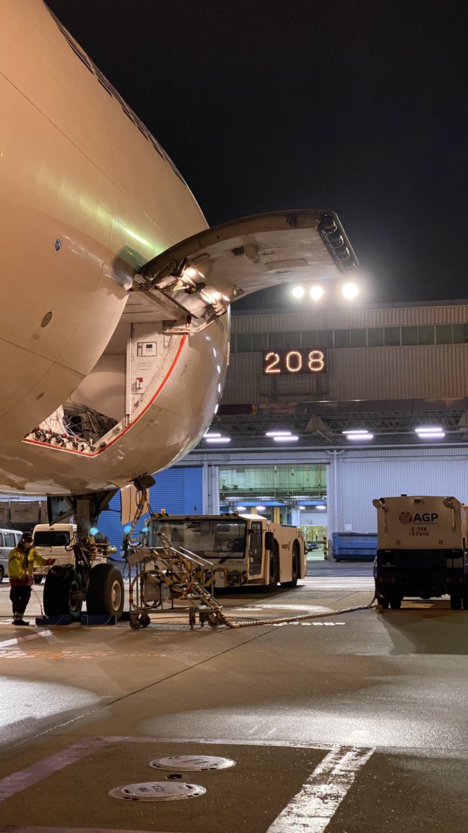 DavidDerognat's tweet image. The raw performance of the 777F will always amaze me. Despite an abnormally long route considering the geopolitical context, and almost 16 hours of flight, we still manage to bring back a 72 tons payload from NRT. Having this aircraft is a great asset for an airline! #B777F