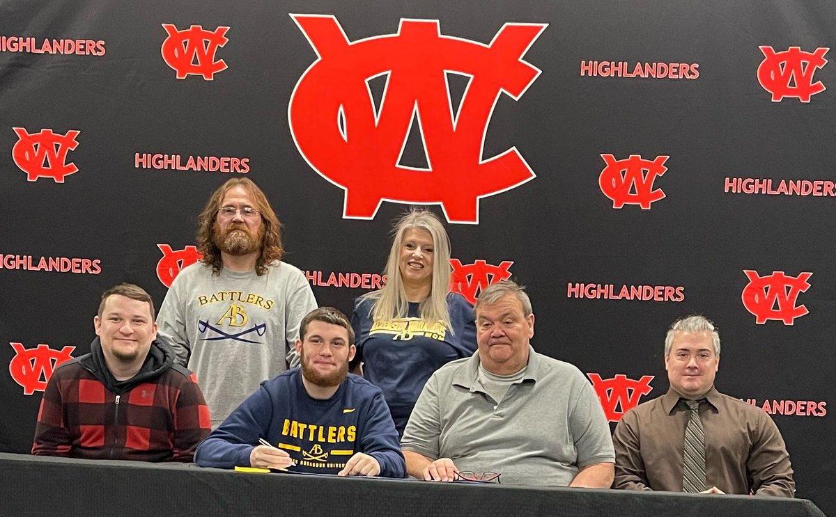 michell4852's tweet photo. Signing Day!! So very proud of my boy!!! We will forever be Webster County Highlanders but now we are Alderson Broaddus Battlers. I cannot wait for this Fall!! @ABFootball @CoachEverhart @KnockCoach @CoachKindle https://t.co/nvf72XnWgT