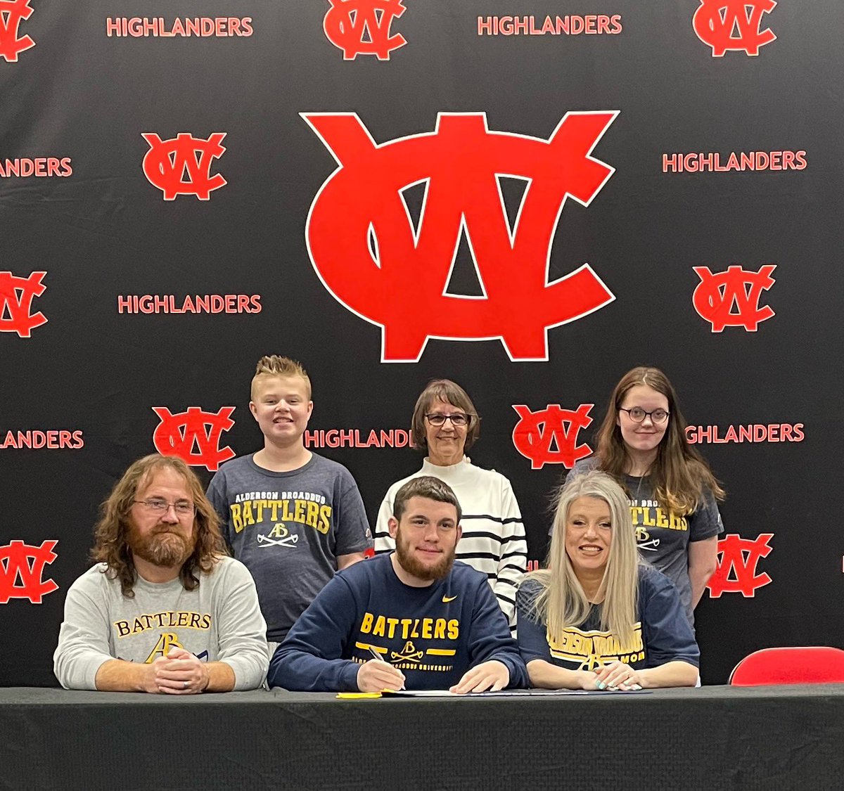 michell4852's tweet photo. Signing Day!! So very proud of my boy!!! We will forever be Webster County Highlanders but now we are Alderson Broaddus Battlers. I cannot wait for this Fall!! @ABFootball @CoachEverhart @KnockCoach @CoachKindle https://t.co/nvf72XnWgT