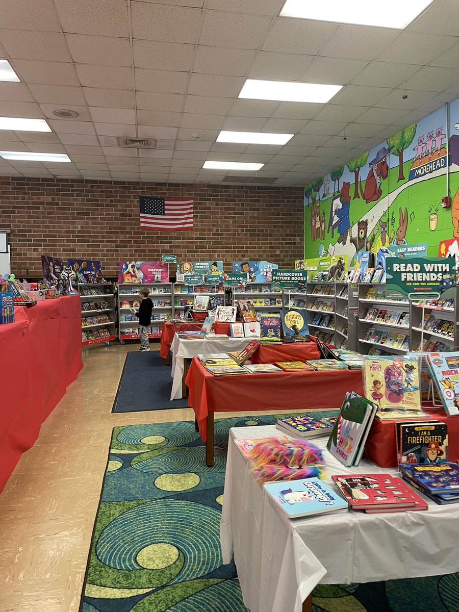 LibraryMorehead's tweet photo. This week we are reading under the big top at our Circus themed Scholasic Book Fair! If you would like to donate to our readers, donate using this link! 

https://t.co/OJdEKMk4Ra

#bookfair #scholasticbookfair #books

@MoreheadStars @strange_natalie @NancyCravey @GCSchoolsNC https://t.co/MASn1NNSaA