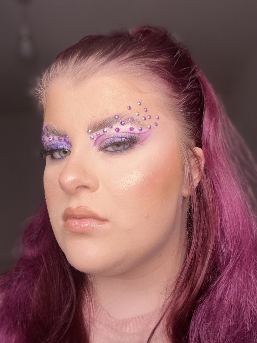 Purple euphoria ❤️
@beautybay midnight palette
@MorpheBrushes 8m face palette
@LOrealParisUK true match foundation
@TooFaced concealer & setting powder 
@BarryMCosmetics fresh faced peach & pink liquid blush 
#makeup