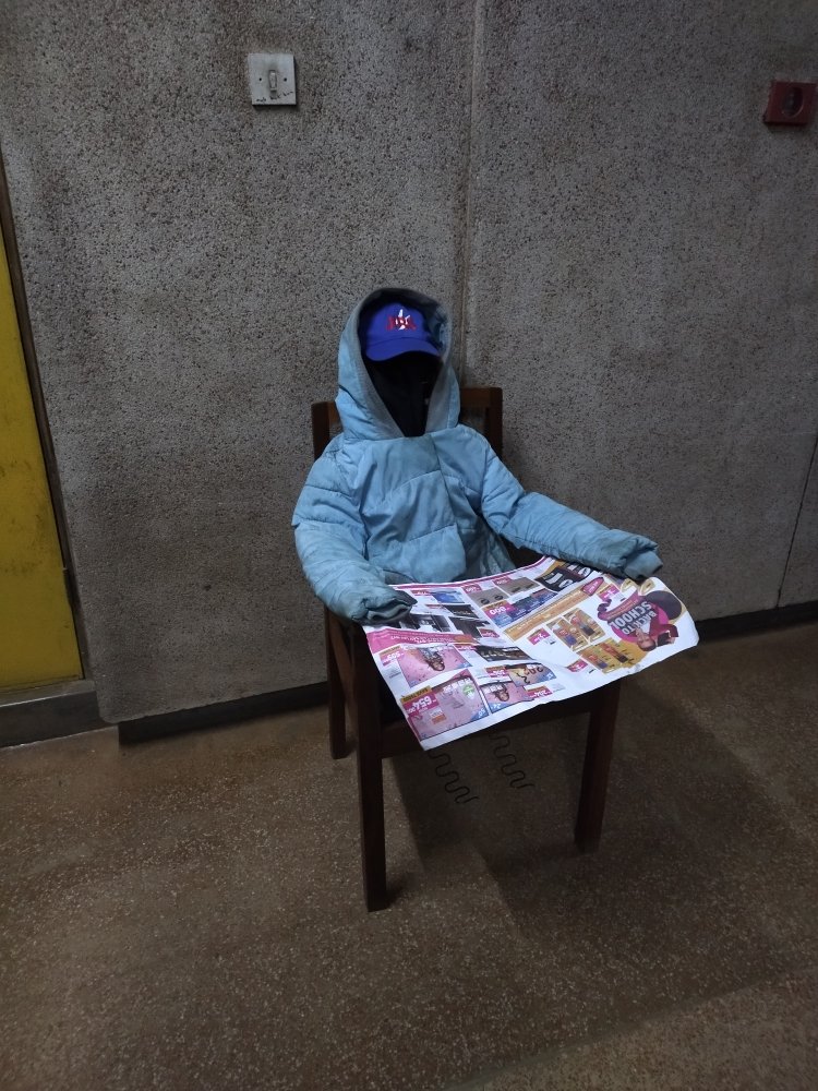 alsoGhosT_'s tweet photo. MUBAS guards😂. #unisecurity https://t.co/GIgFY1IyK5